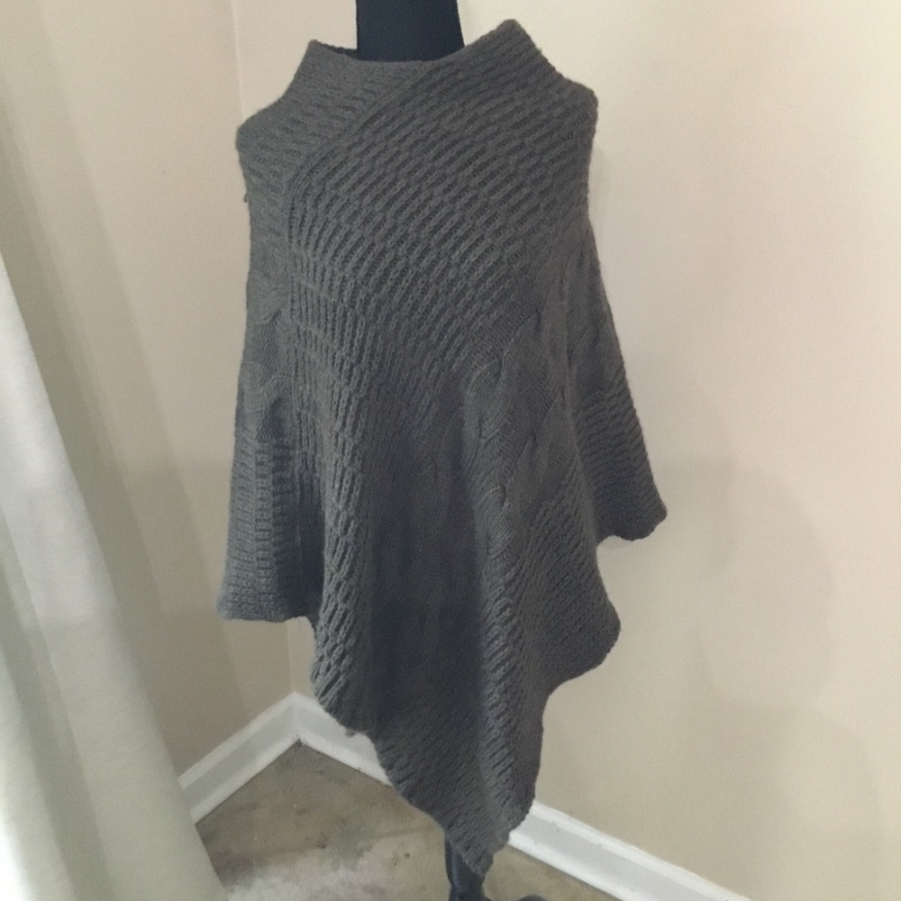 Cocogio Women’s Made In Italy Wool Alpaca Blend Pancho